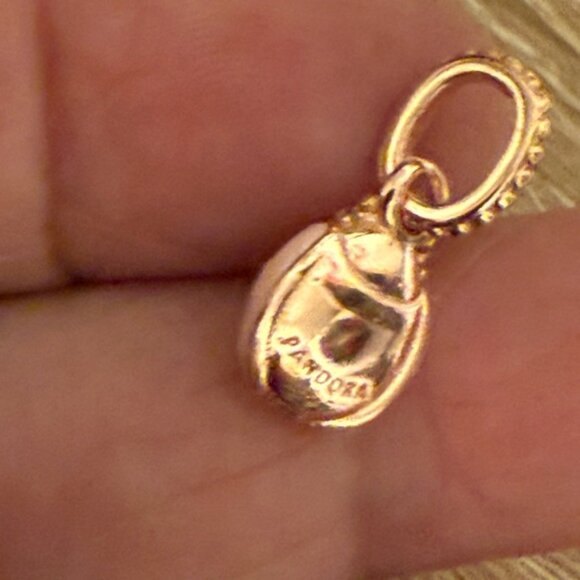 Elegant Ladybug Pendant in Rose Gold - Picture 3 of 3